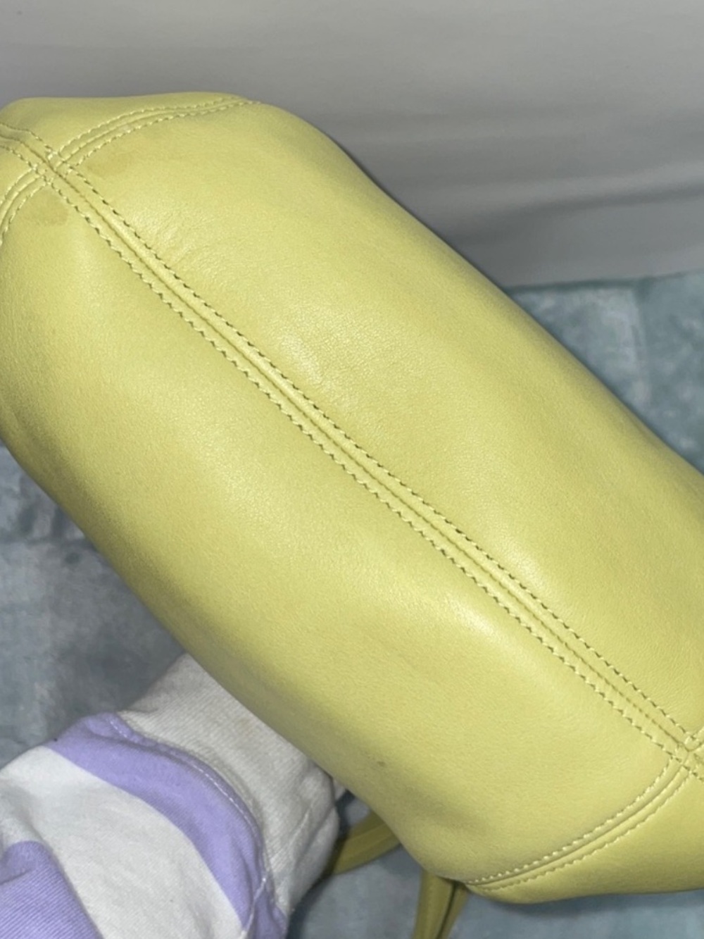 Vintage COACH Framed Pouch Shoulder Bag in Lime Green Glove Tanned Leather - Picture 5 of 14